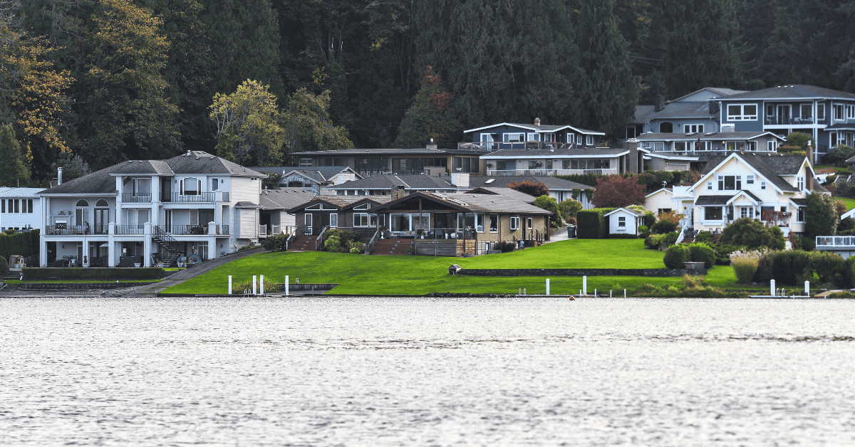 lakefront retirement communities in Texas